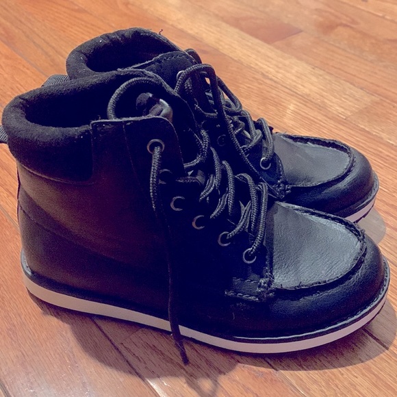 Old Navy Boots - Picture 1 of 4